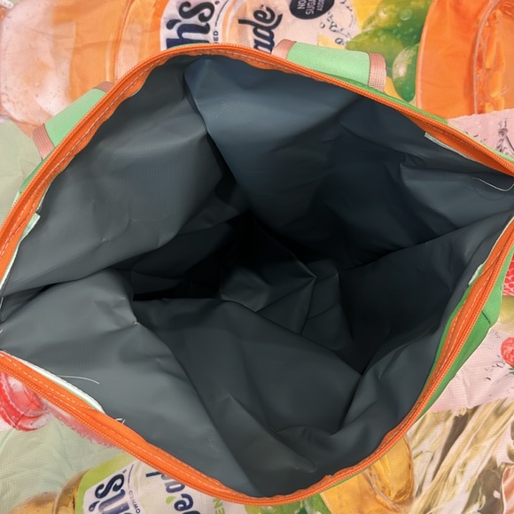 Welch’s Picnic Pack Ensemble - Picture 6 of 15